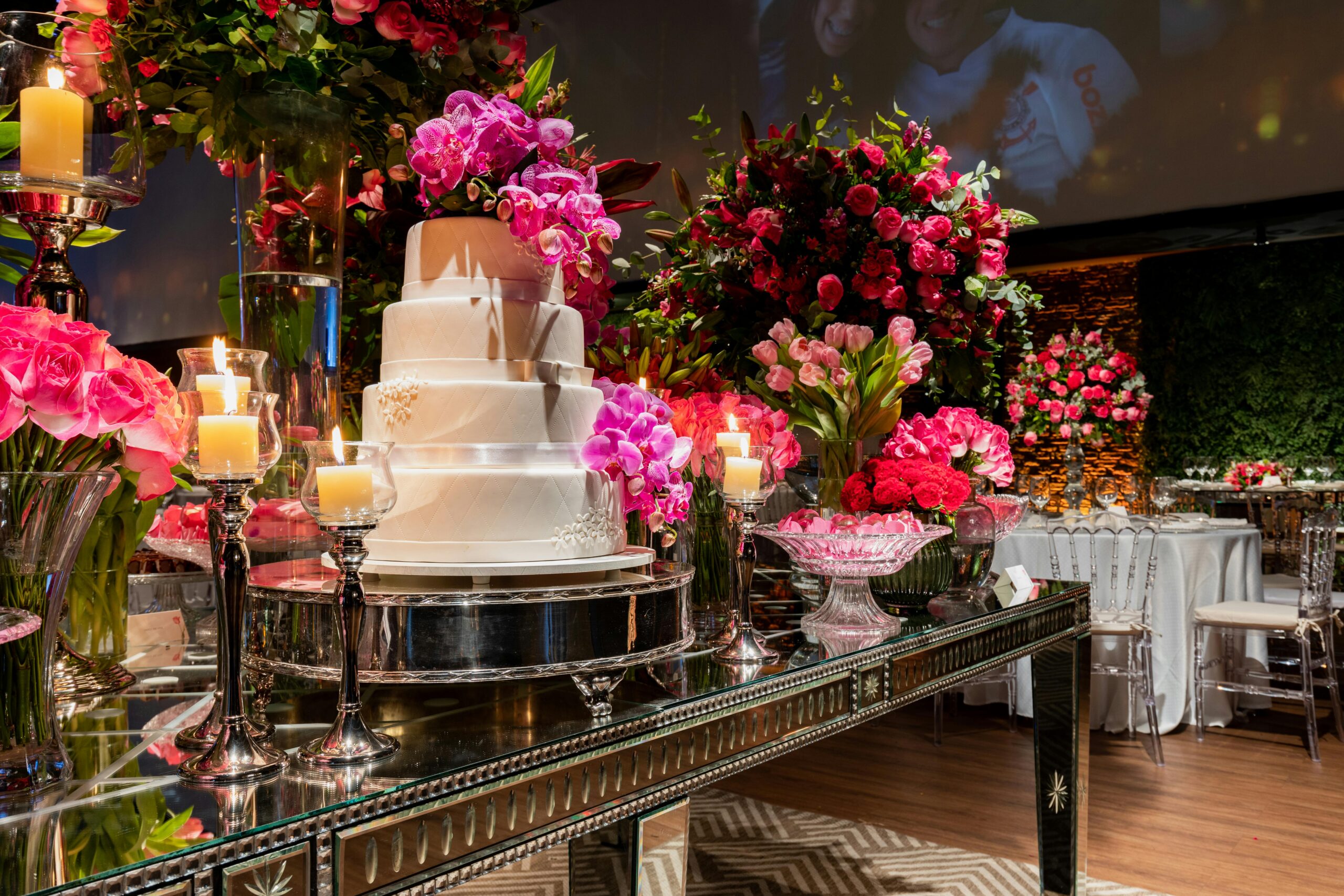Custom Wedding Cakes Las Vegas | How to Design Your Perfect Wedding Cake